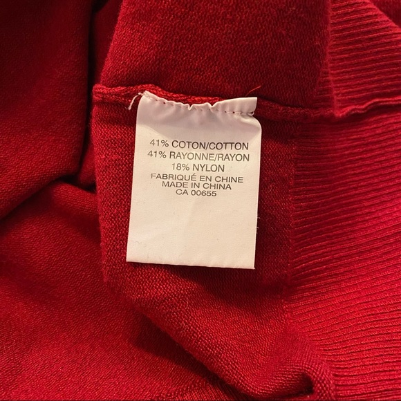 Red sweetheart sweater - Picture 3 of 5